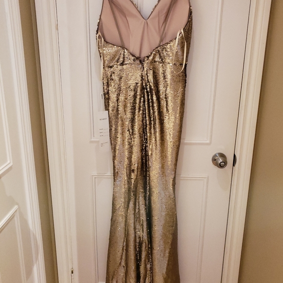 Formal/Prom Gown - Picture 2 of 2